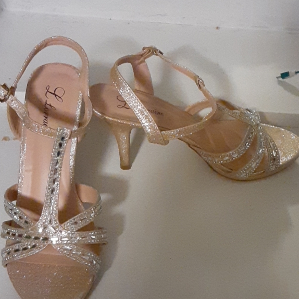 Lilly Textile upper Balance man made size 9 heels